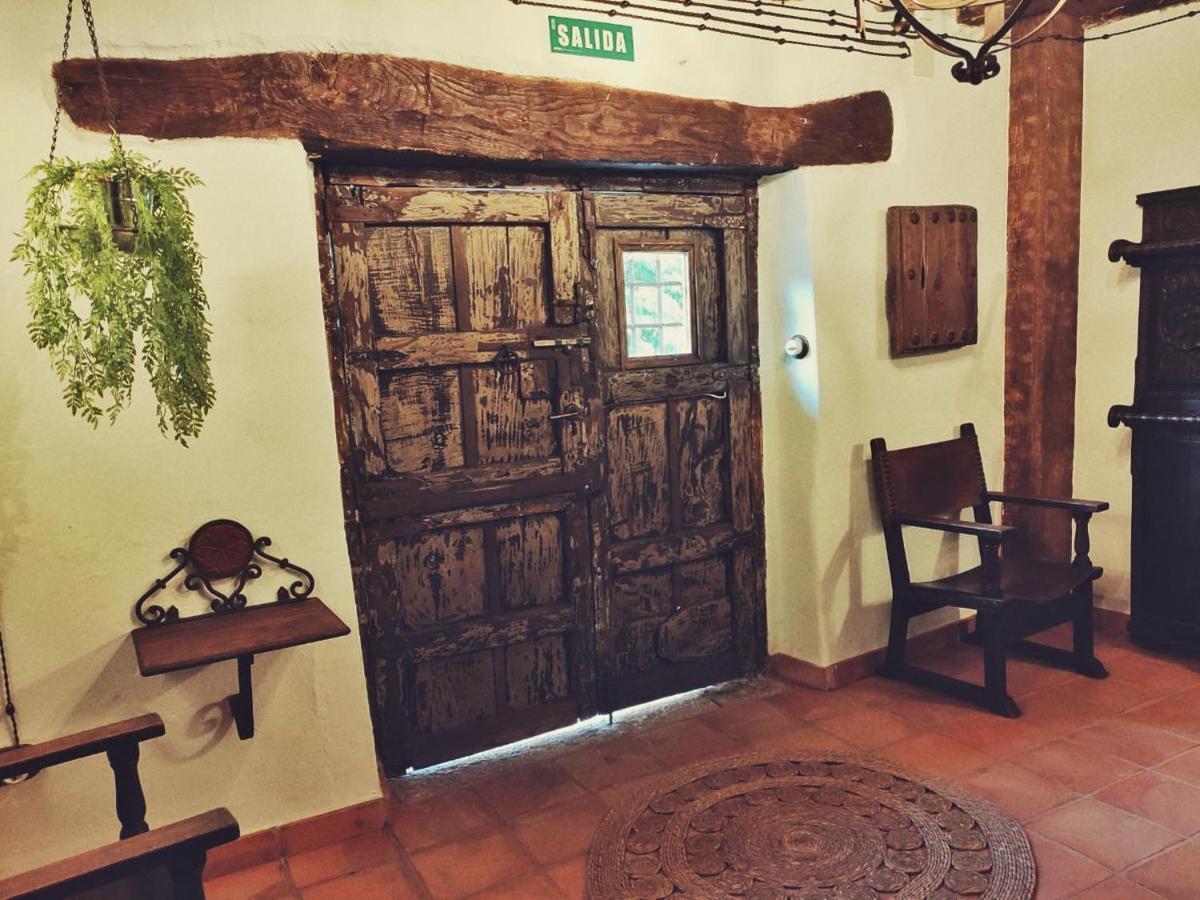 La Casa De La Abuela Amalia Apartment Аренас де Сан Педро Екстериор снимка