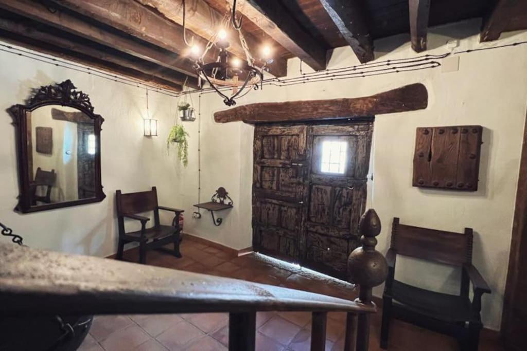 La Casa De La Abuela Amalia Apartment Аренас де Сан Педро Екстериор снимка